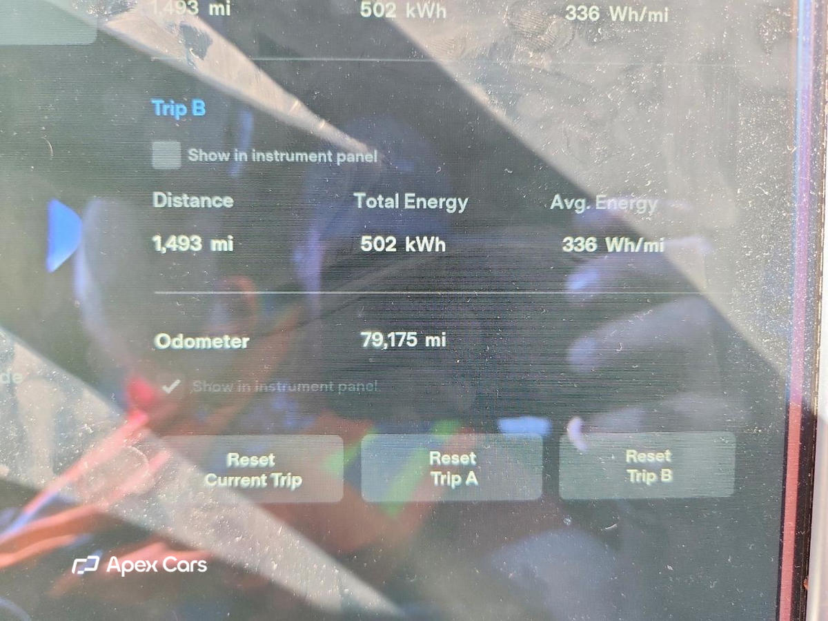 Tesla Model S 2015