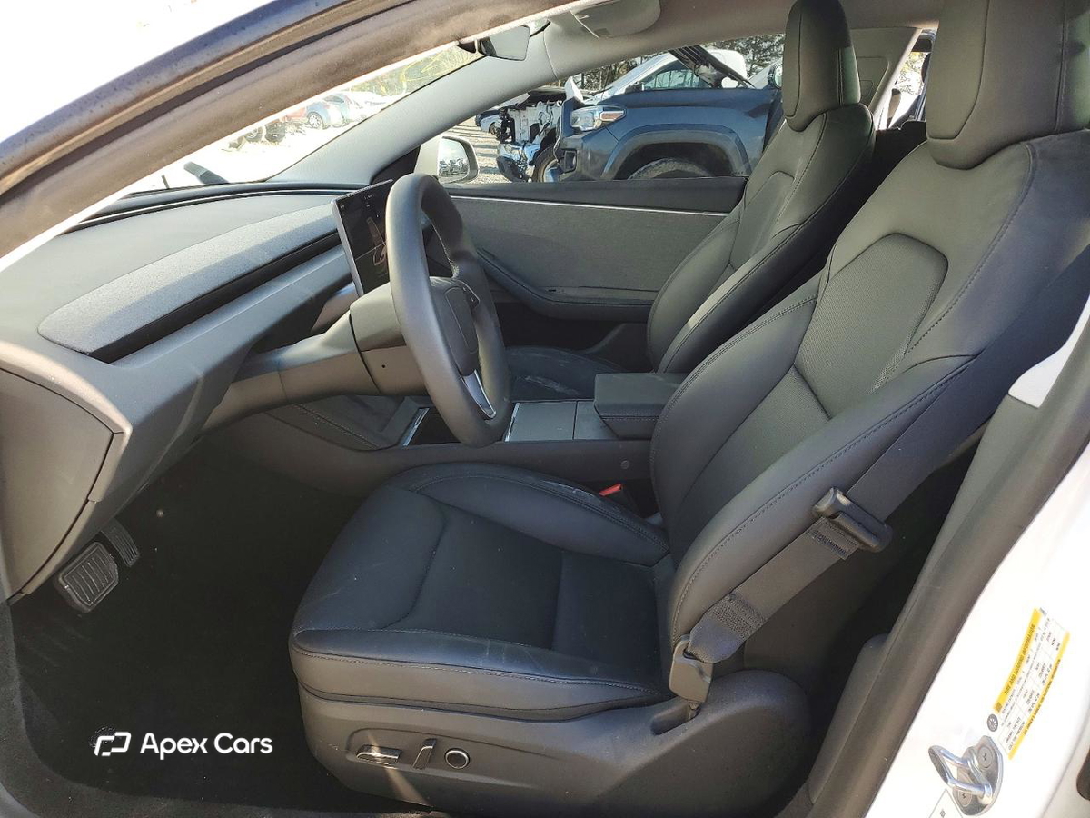 Tesla Model 3 2025