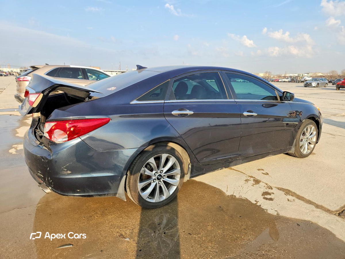 Hyundai Sonata 2013