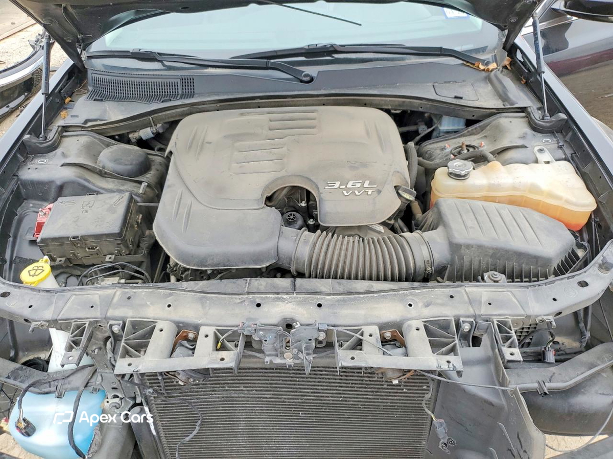 Chrysler 300 2021