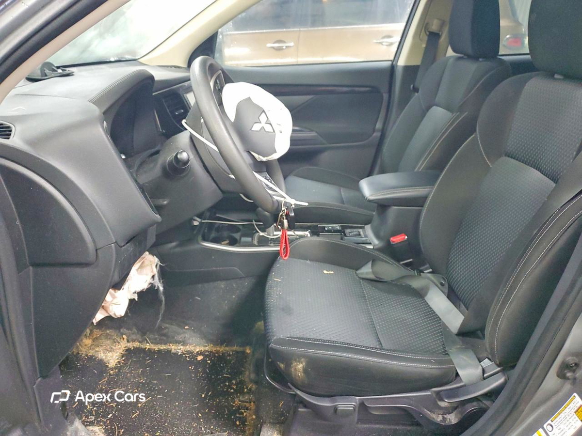 Mitsubishi Outlander 2020