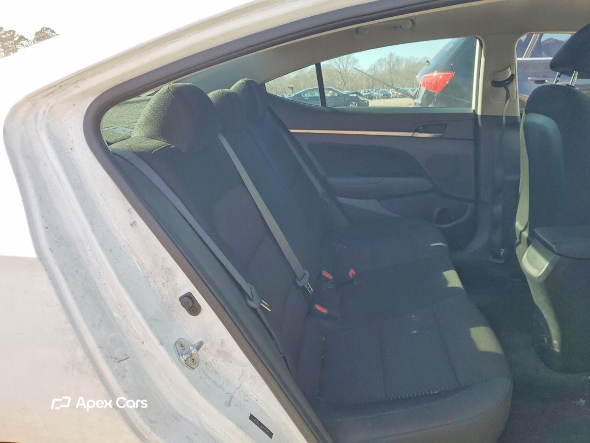 Hyundai Elantra 2019