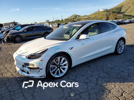 Tesla Model 3 2020 - Image 1 of 12