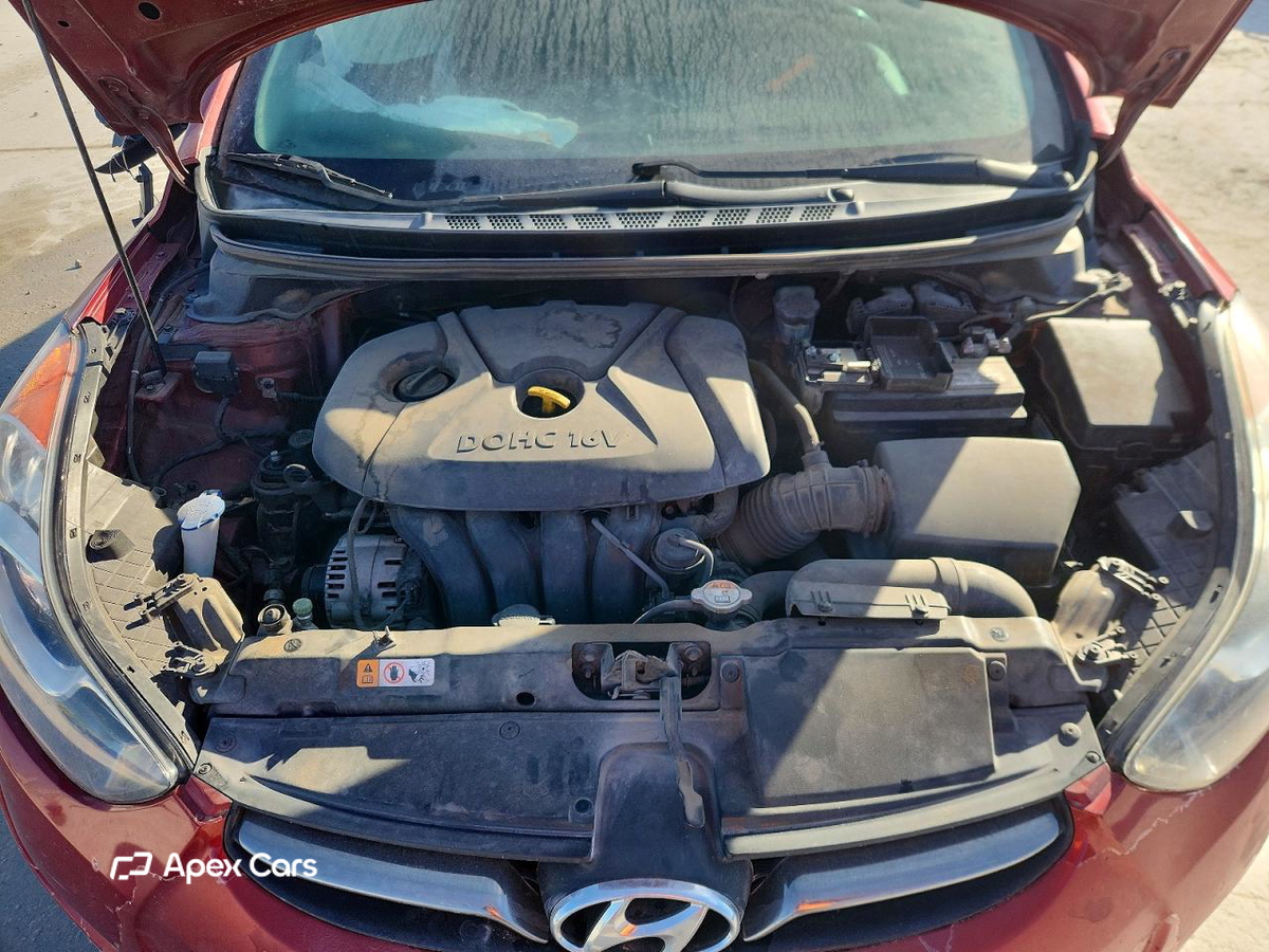 Hyundai Elantra 2013