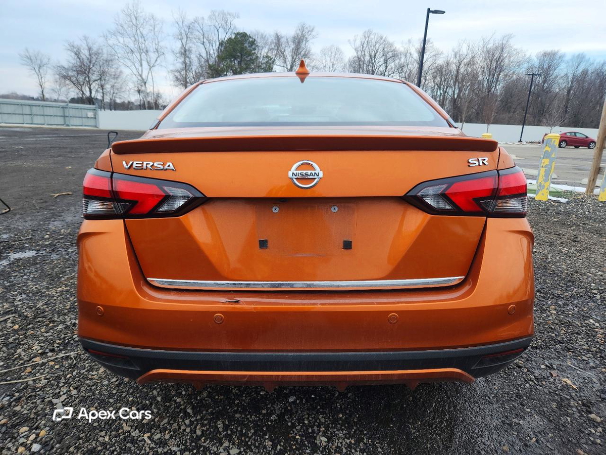 Nissan Versa 2021