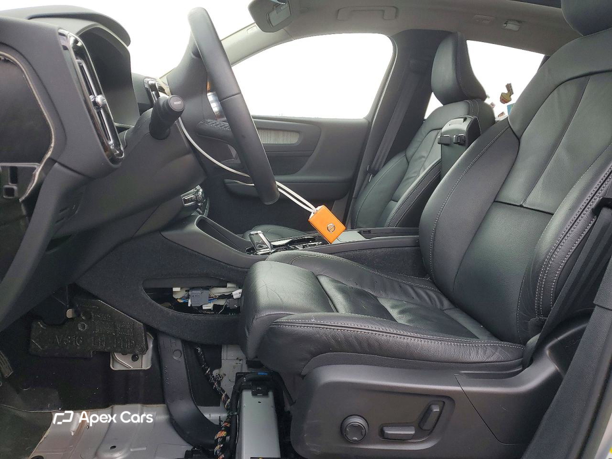 Volvo XC40 2023