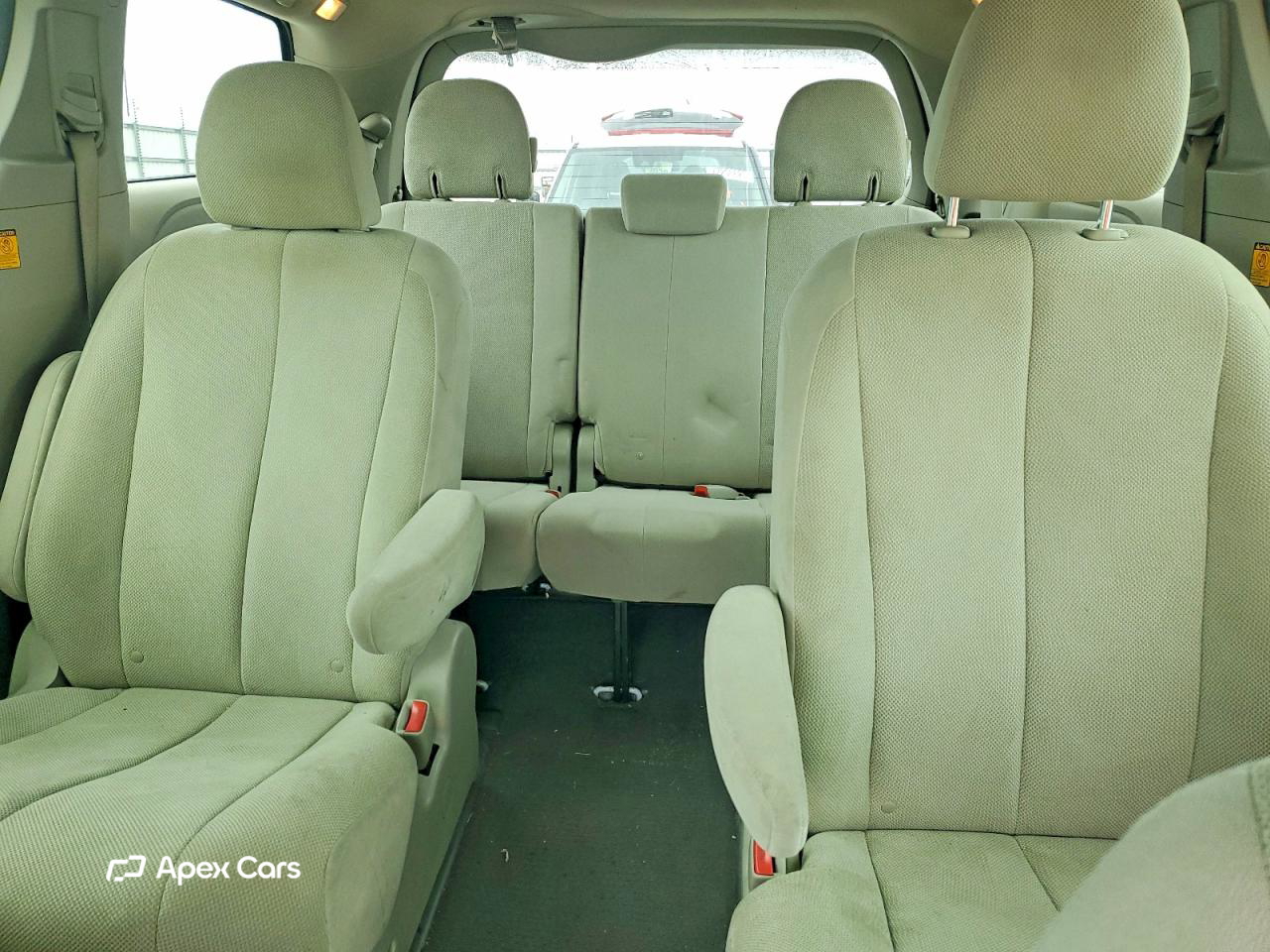 Toyota Sienna 2011