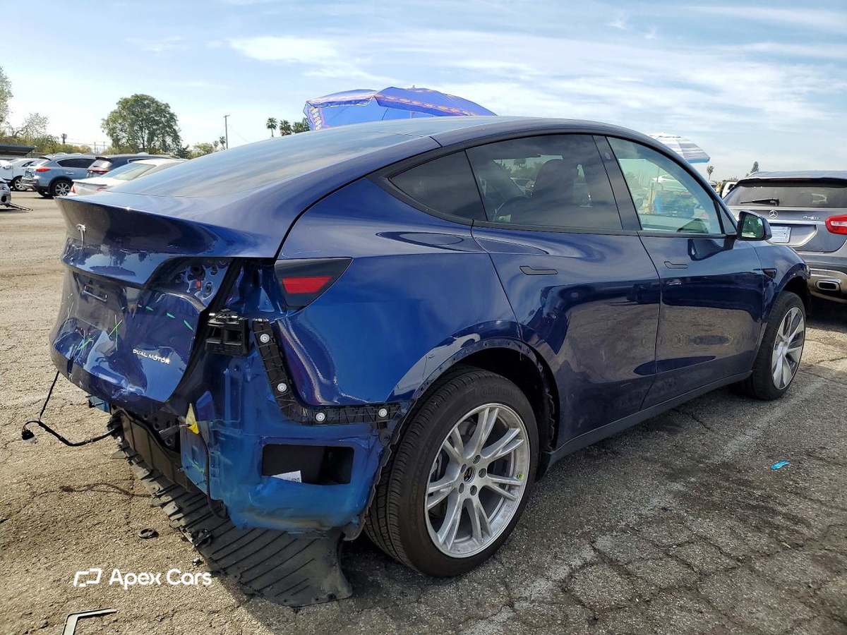 Tesla Model Y 2022