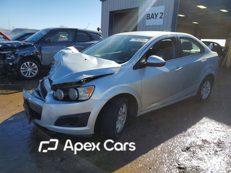 Chevrolet Sonic 2016 - Image 1 of 13