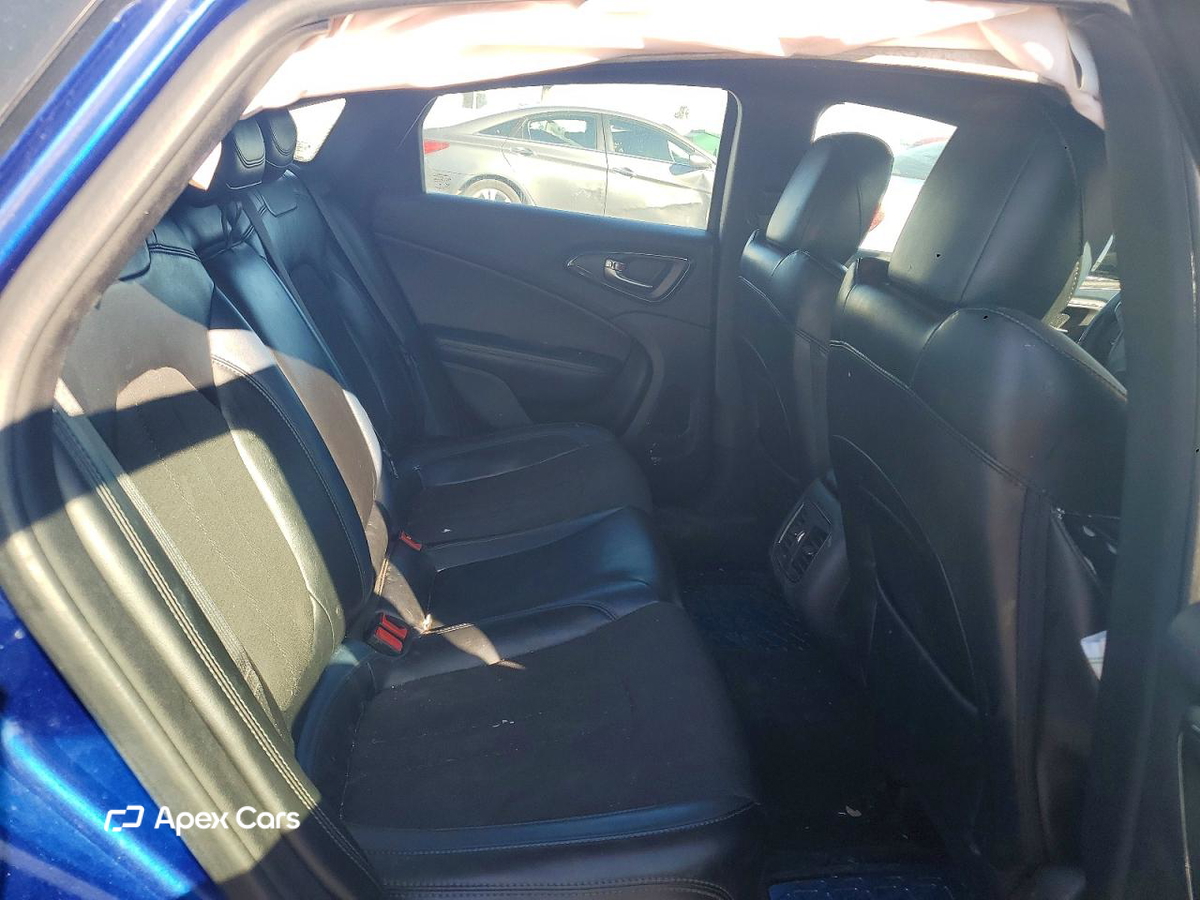 Chrysler 200 2015