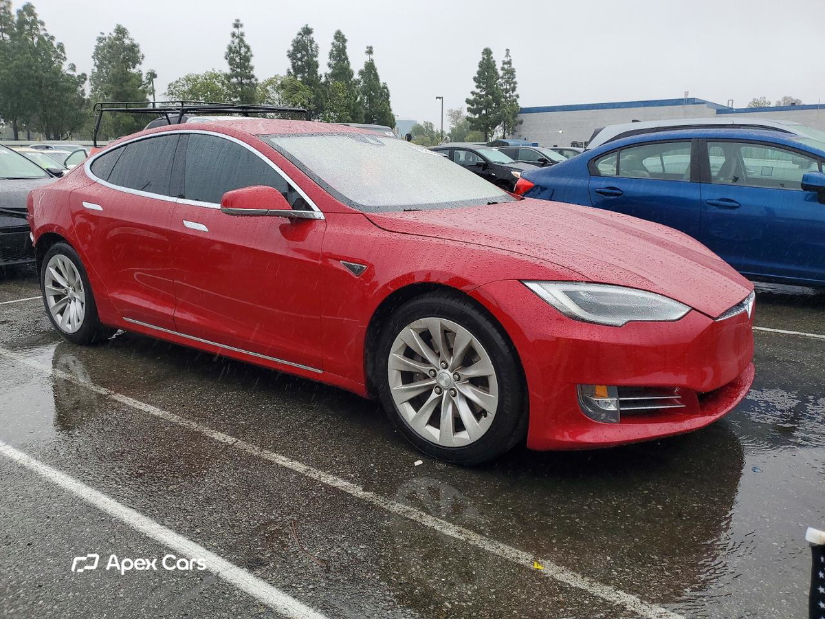 Tesla Model S 2016