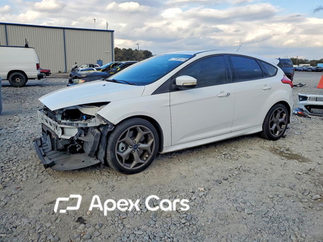 Ford Focus 2015 - Image 1 of 13