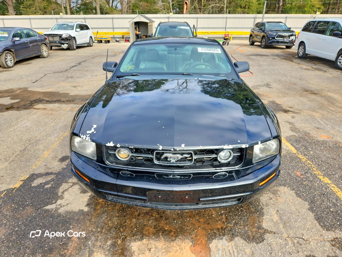 Ford Mustang 2006
