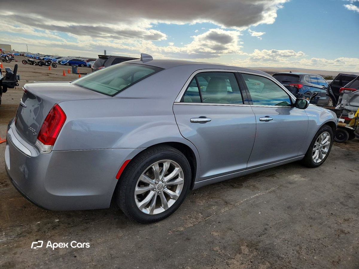 Chrysler 300 2016