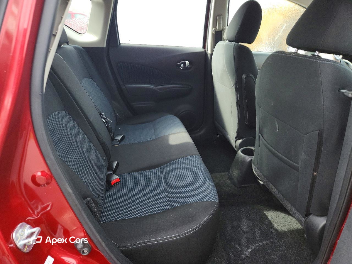 Nissan Versa 2018