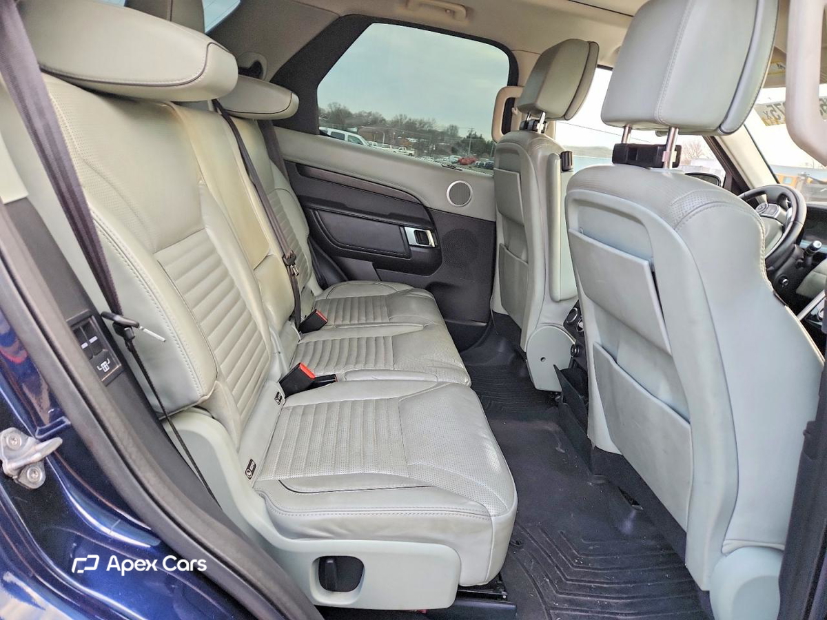 Land Rover Discovery 2018