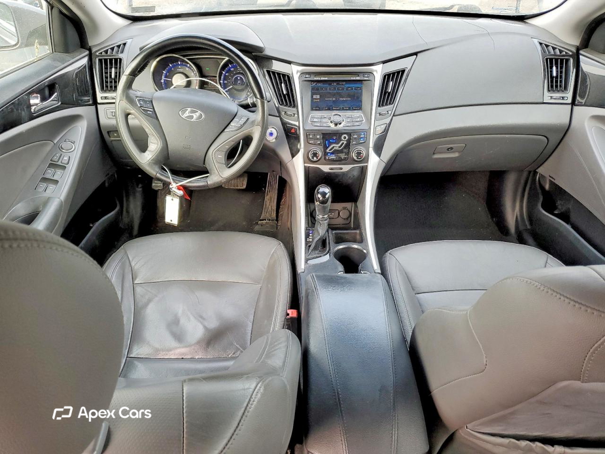 Hyundai Sonata 2011
