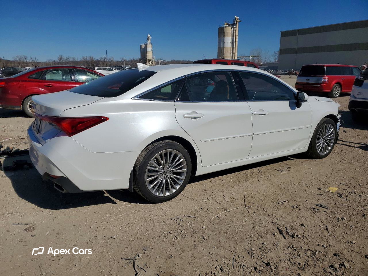 Toyota Avalon 2022