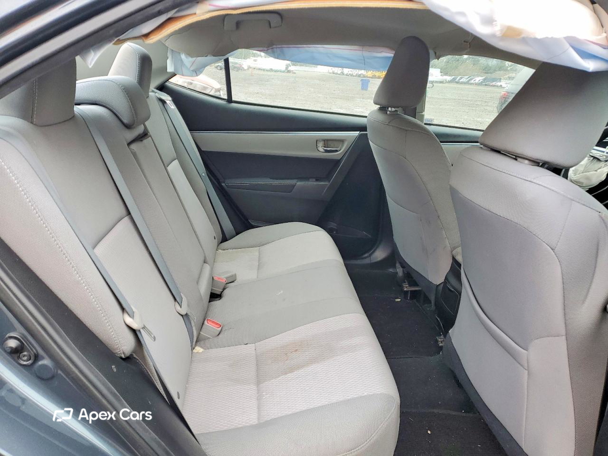 Toyota Corolla 2015