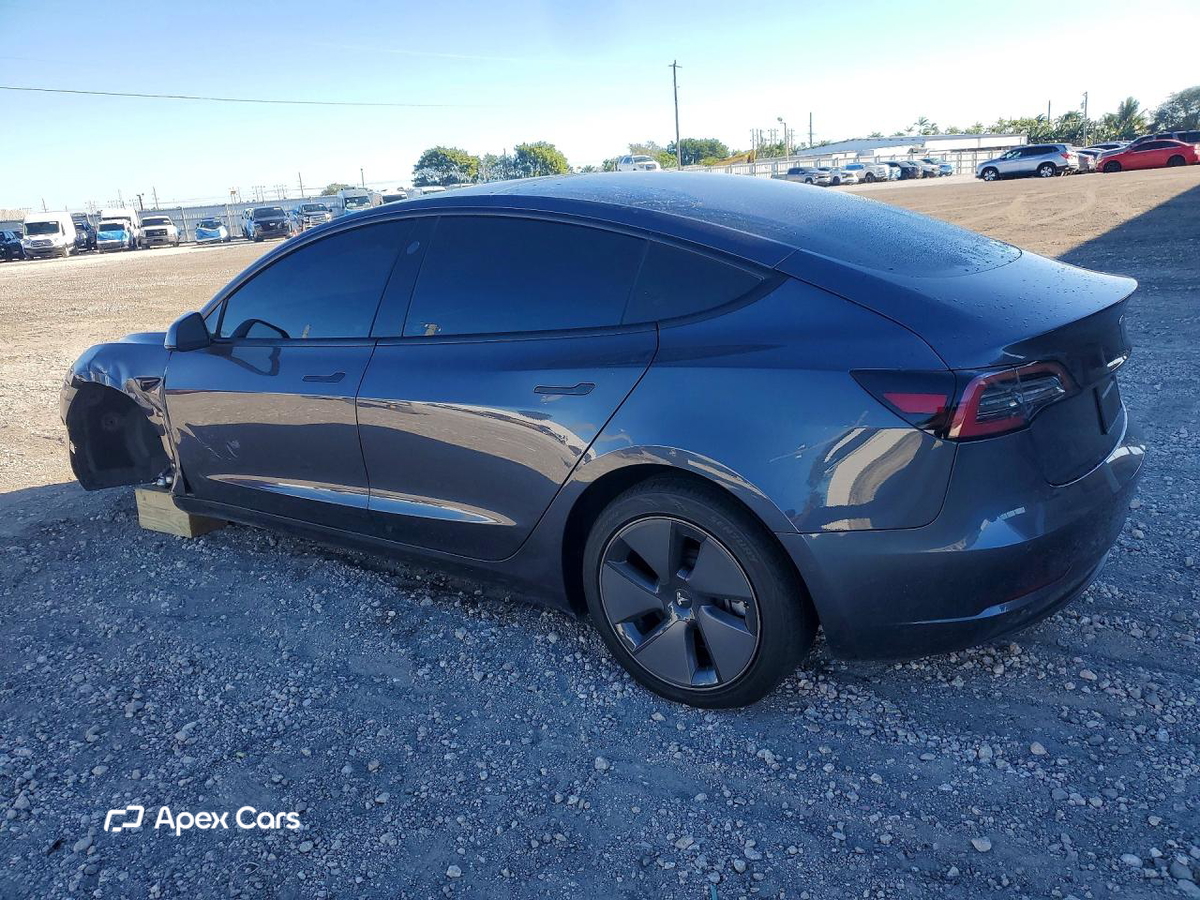 Tesla Model 3 2021