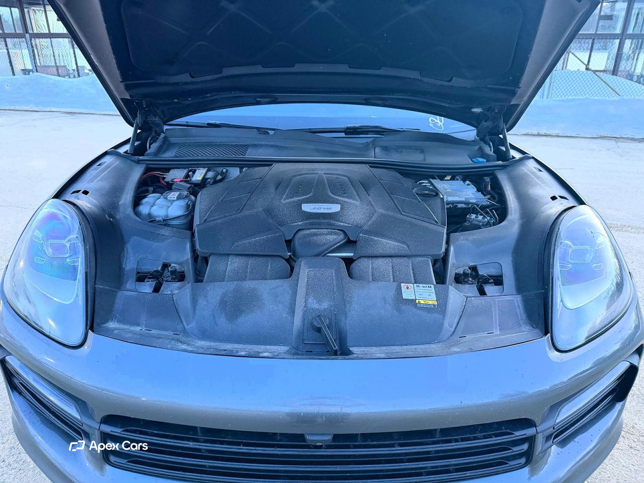 Porsche Cayenne 2021