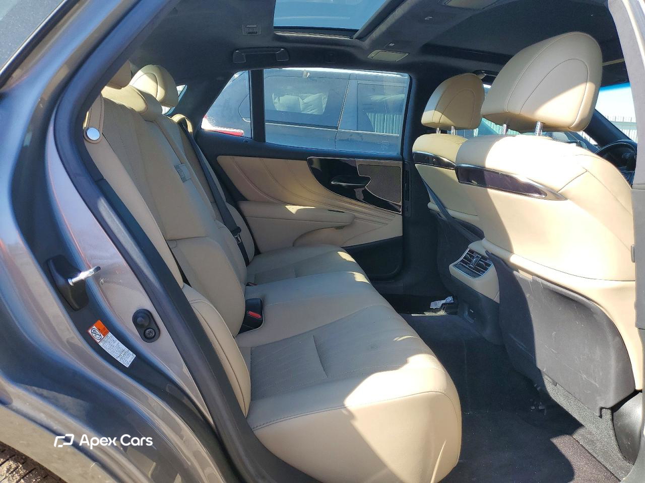 Lexus LS 2021