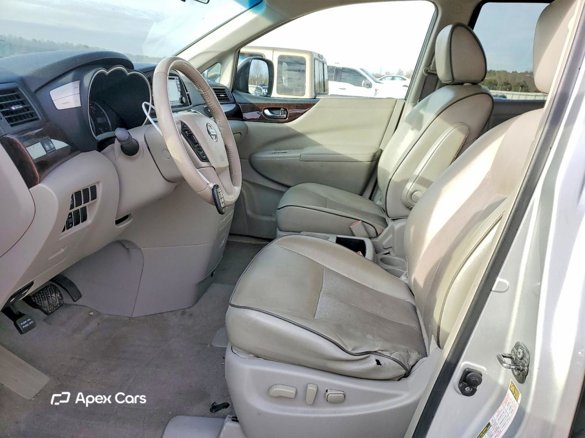 Nissan Quest 2015