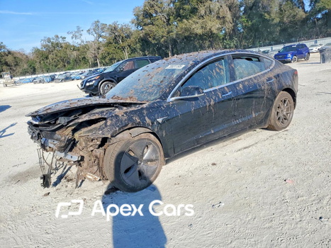 Tesla Model 3 2018 - Image 1 of 14