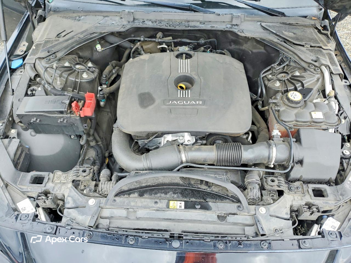 Jaguar XE 2017