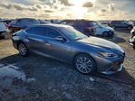 Lexus ES 2019