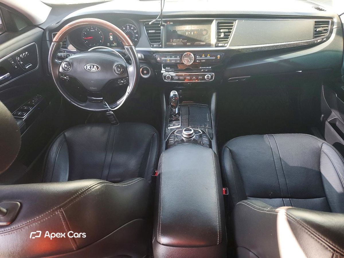 Kia K900 2015