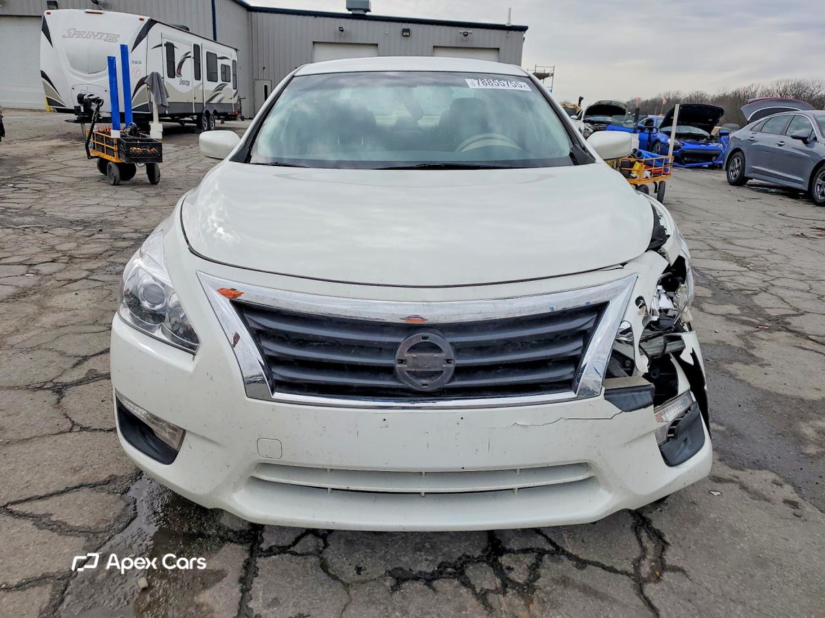 Nissan Altima 2015