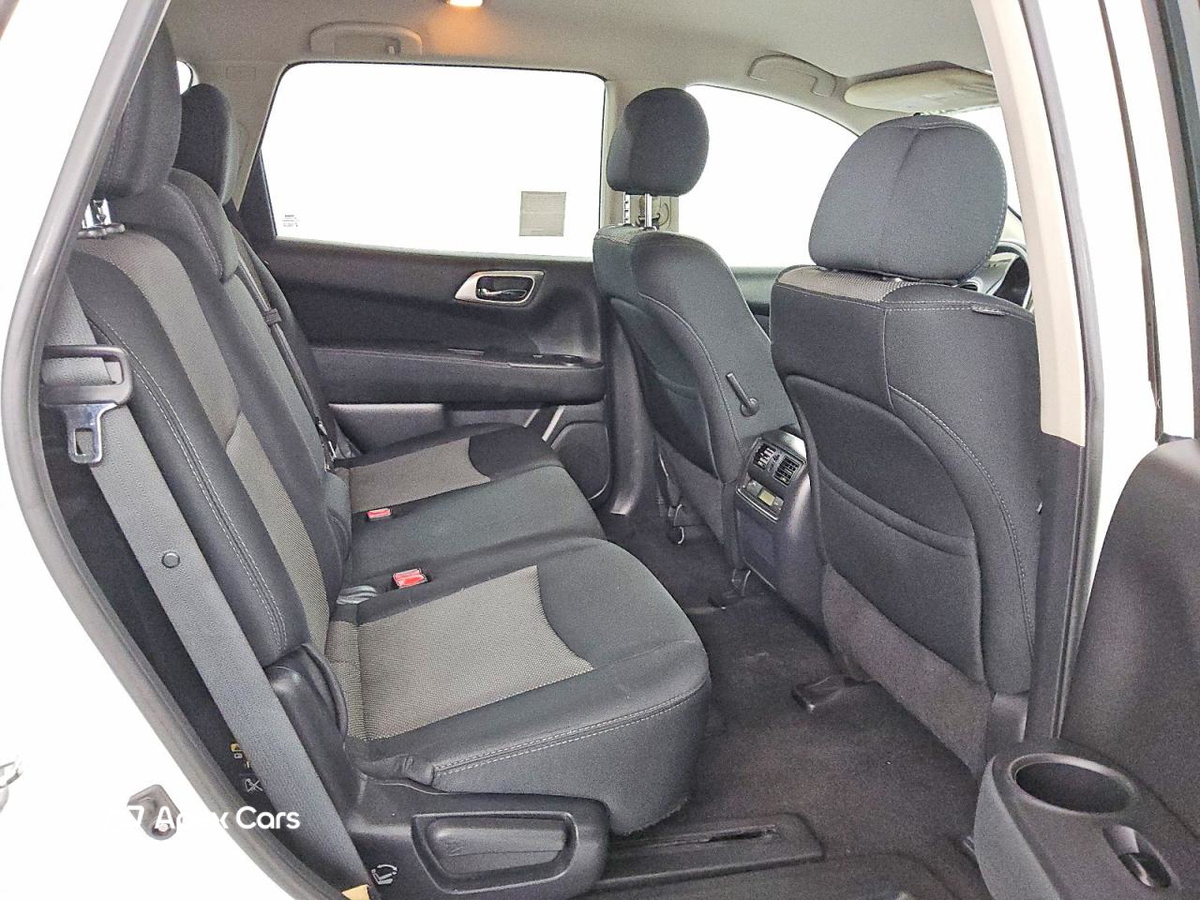 Nissan Pathfinder 2017