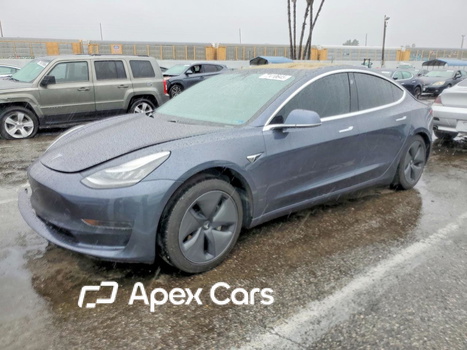 Tesla Model 3 2020 - Image 1 of 13