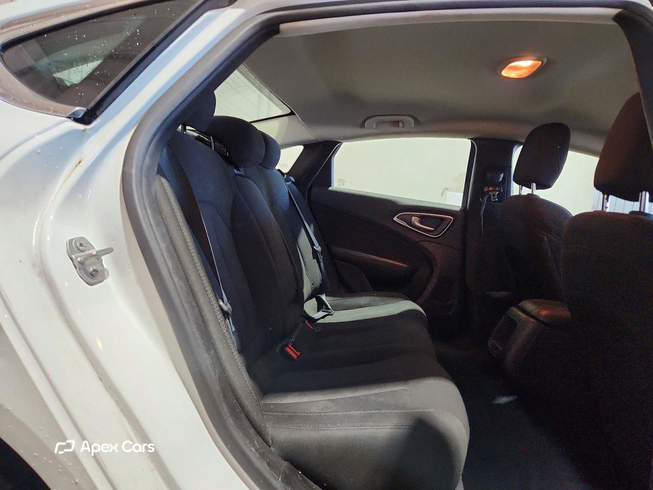 Chrysler 200 2015