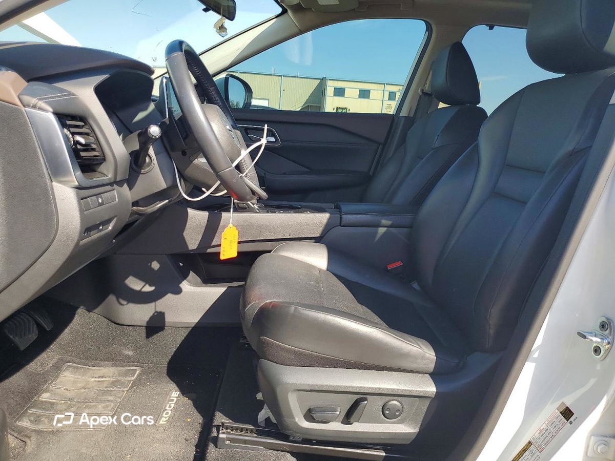 Nissan Rogue 2021