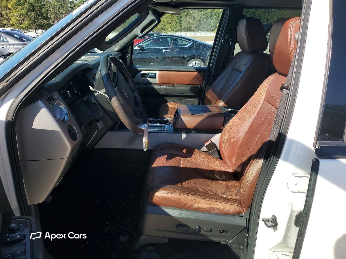 Ford Expedition 2011