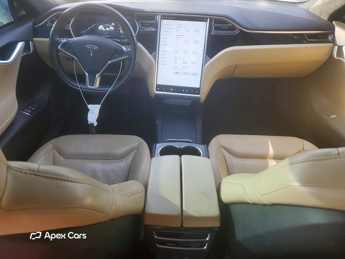 Tesla Model S 2016