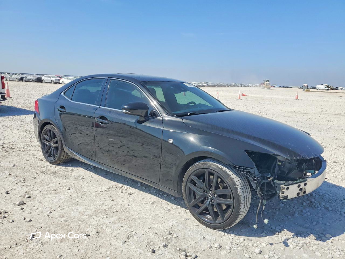 Lexus IS 2019