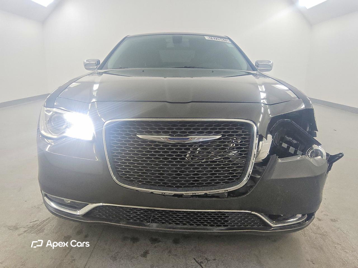 Chrysler 300 2018