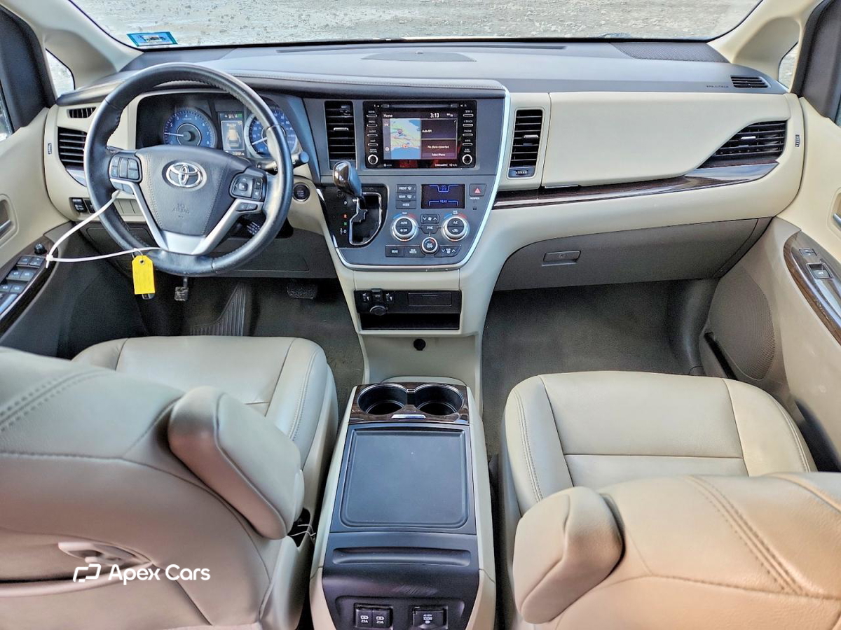 Toyota Sienna 2020
