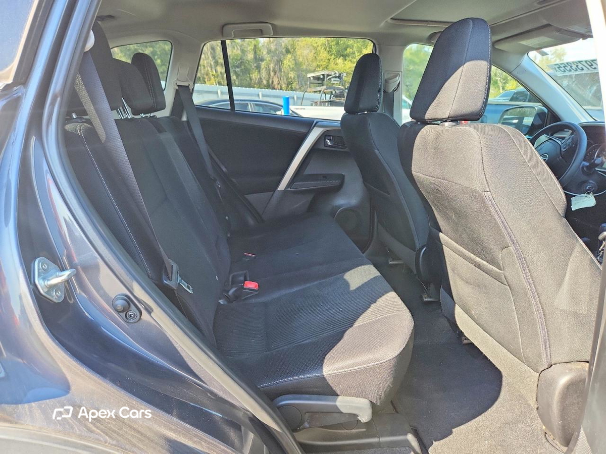 Toyota RAV 4 2015