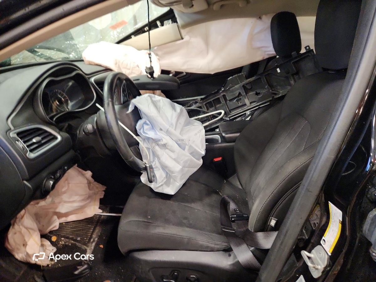 Chrysler 200 2015
