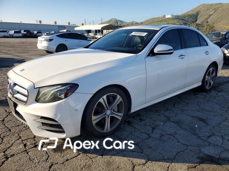 Mercedes-Benz E-klasse 2017 - Image 1 of 12