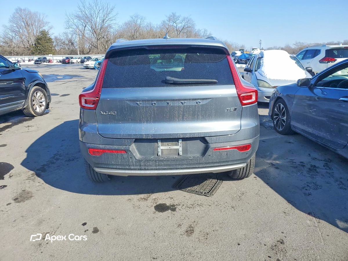 Volvo XC40 2019
