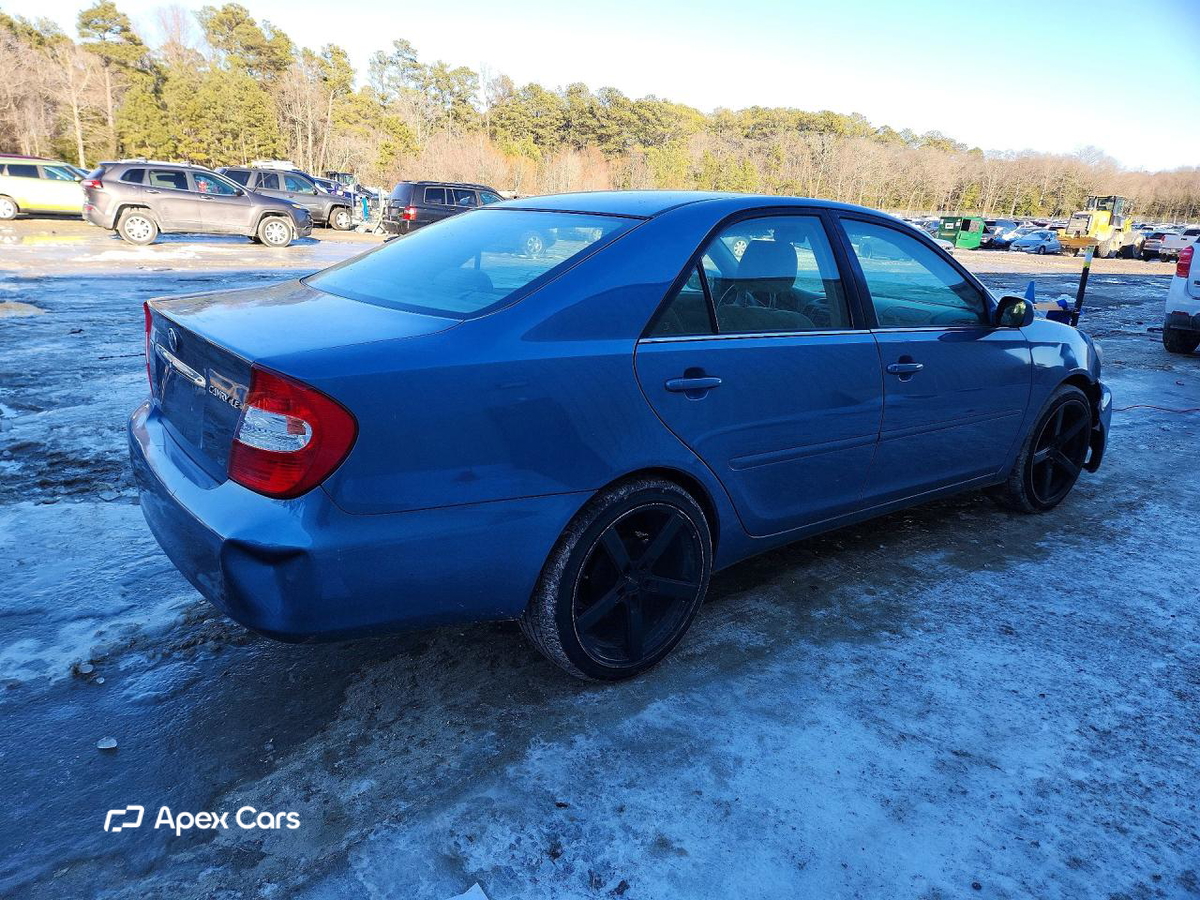 Toyota Camry 2004