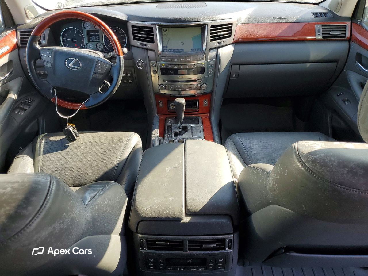 Lexus LX 2008