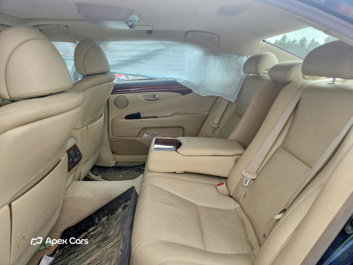 Lexus LS 2010