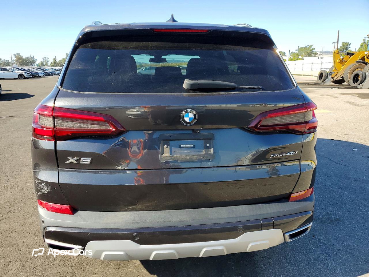 BMW X5 2022