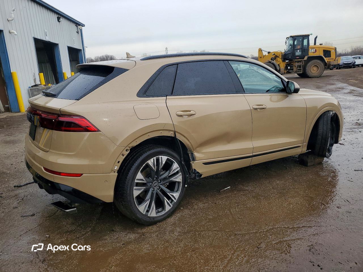 Audi Q8 2025